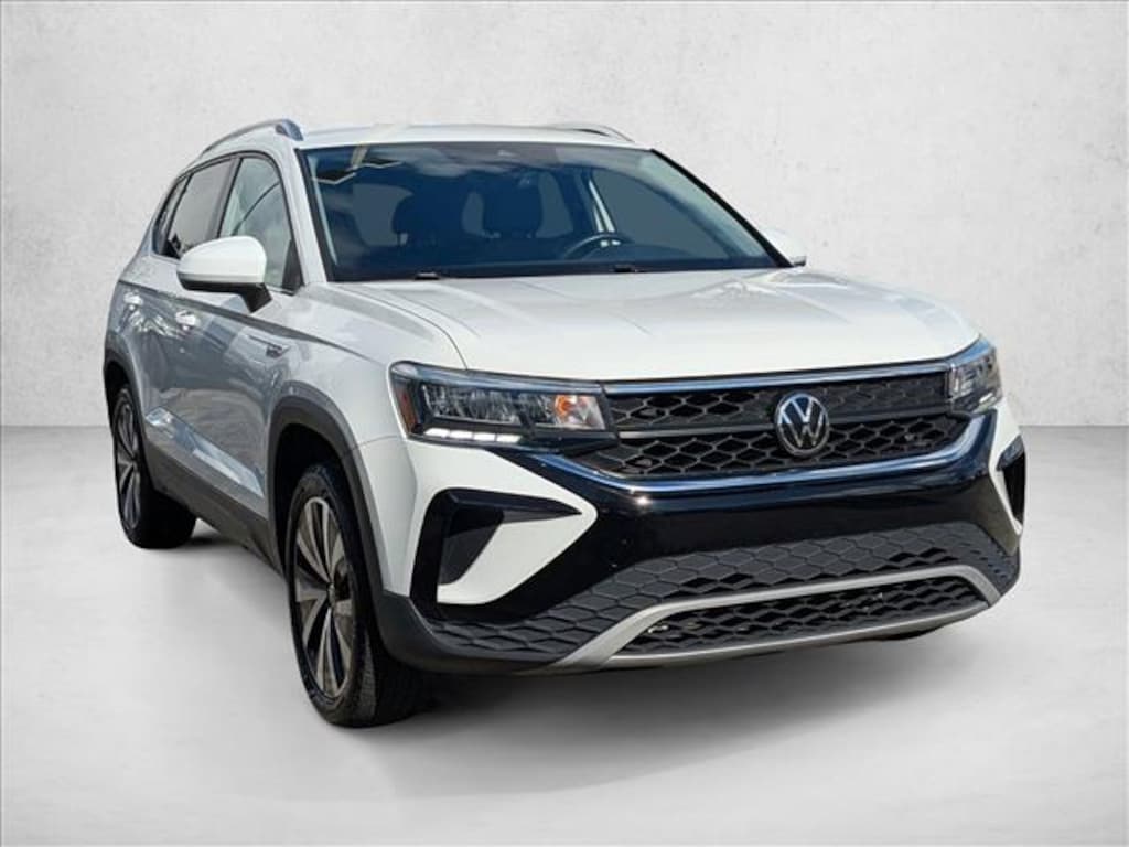Used 2024 Volkswagen Taos SE SUV