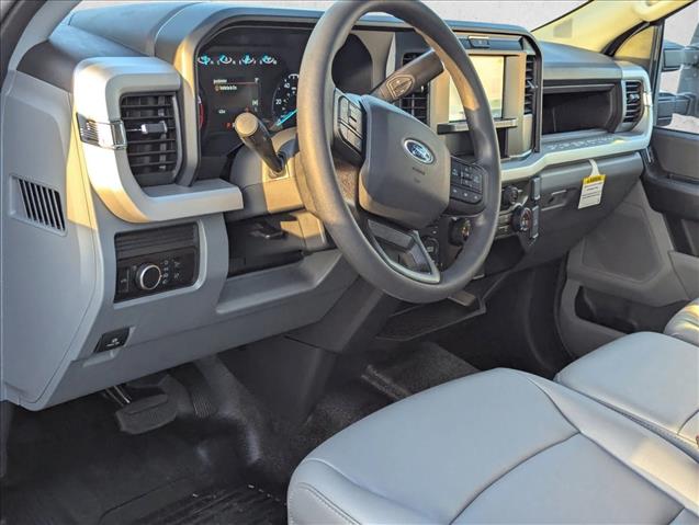 2025 Ford F-250 XL photo 3