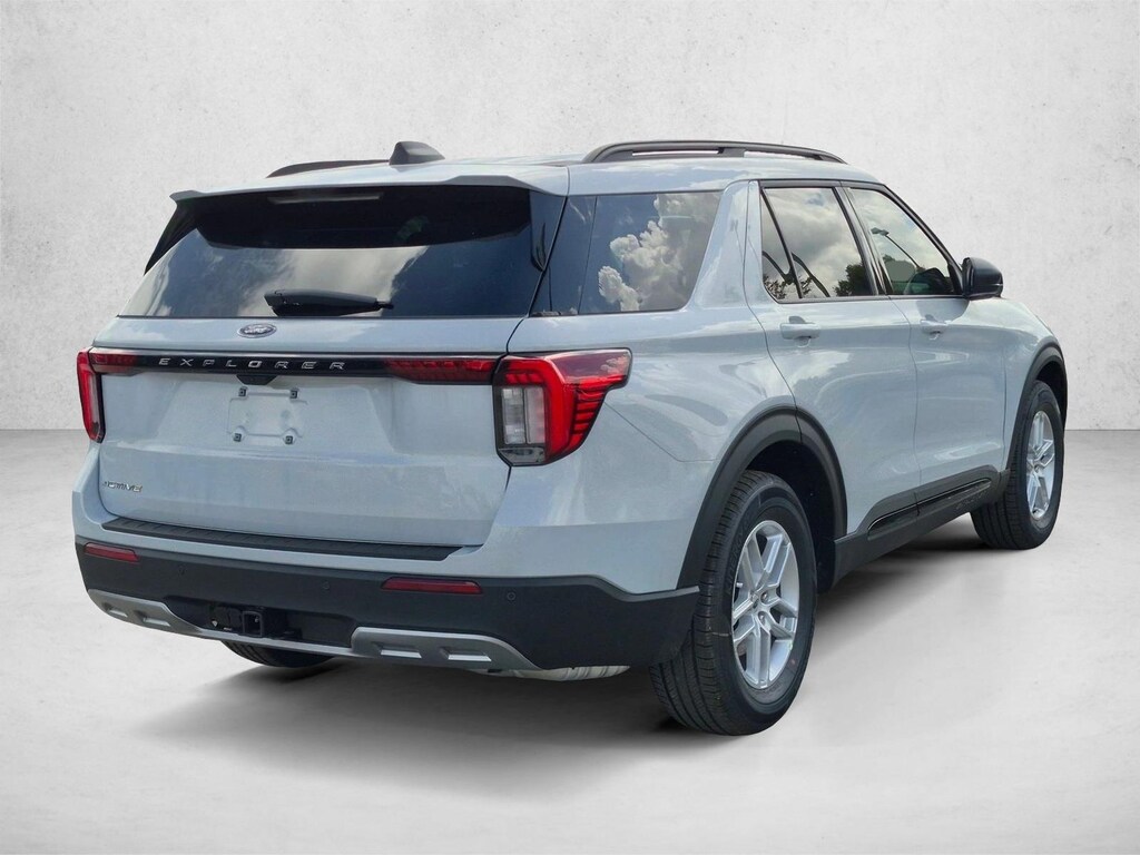 New 2026 Ford Explorer Active w/200A Pkg SUV