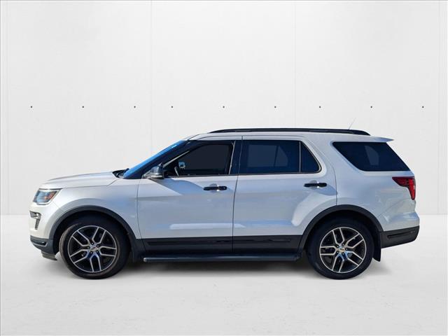 2019 Ford Explorer Sport photo 3