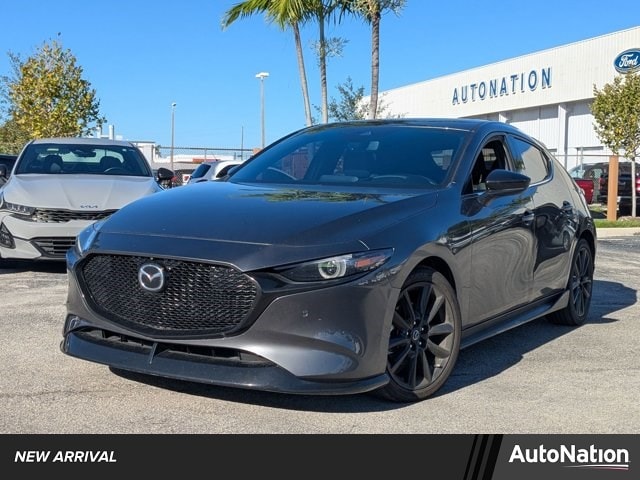 2022 Mazda Mazda3 Premium Plus's photo