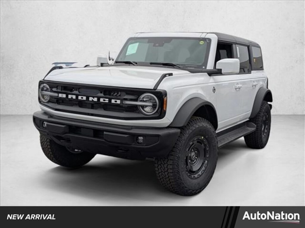 New 2025 Ford Bronco Outer Banks SUV