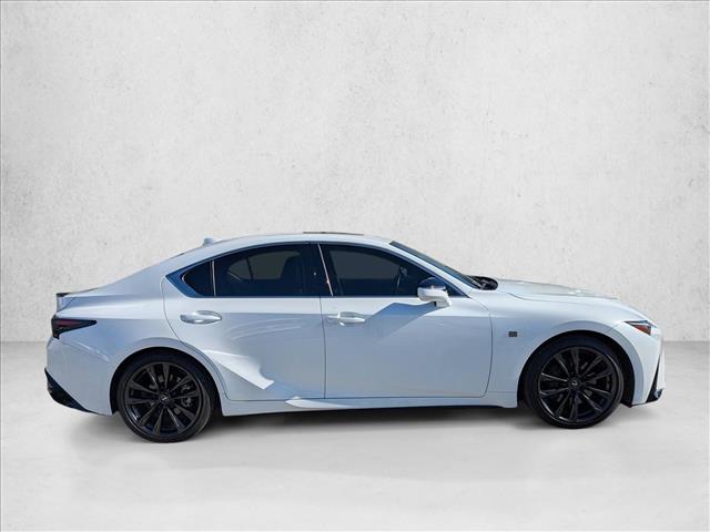 2024 Lexus IS 350 F SPORT photo 4