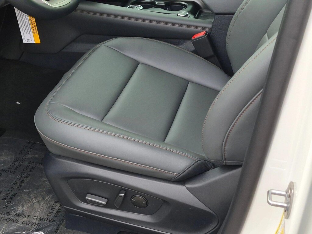 New 2026 Ford Explorer Active w/200A Pkg SUV