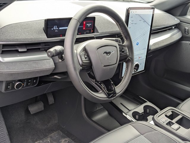 2025 Ford Mustang Mach-E GT photo 3