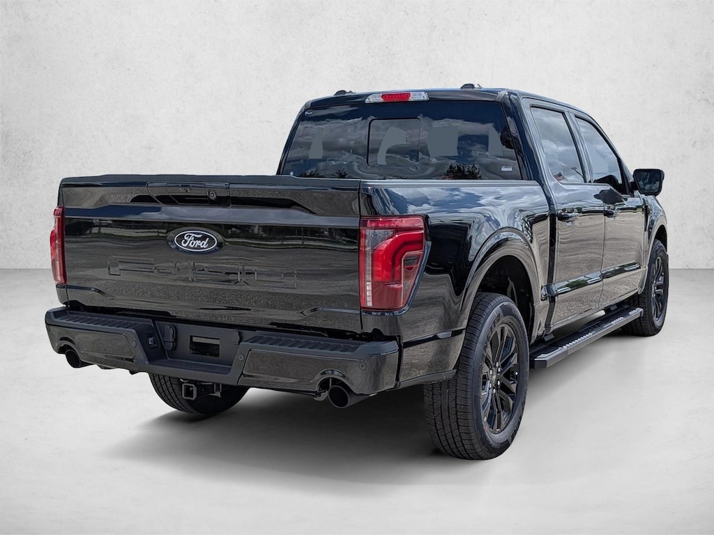 New 2026 Ford F-150 LARIAT Truck SuperCrew Cab