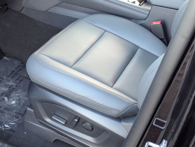 2026 Ford Explorer photo 4