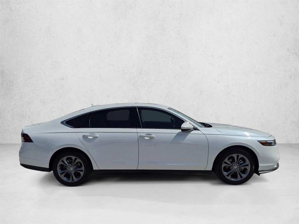 Used 2024 Honda Accord EX Sedan