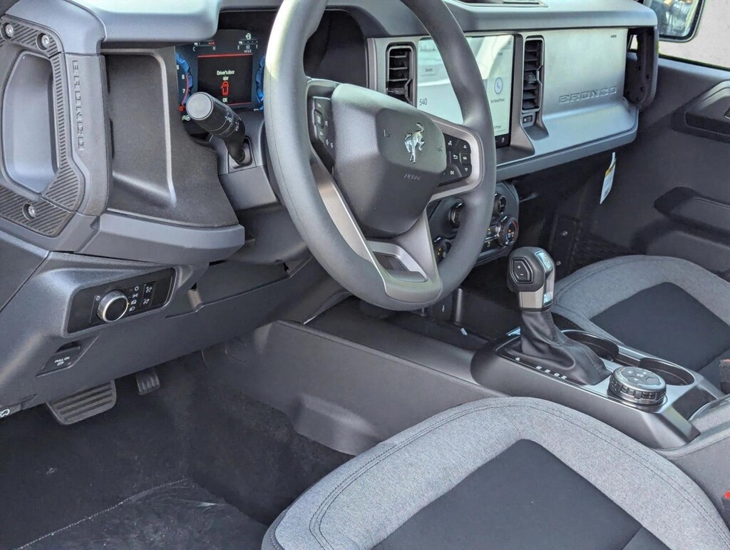 New 2026 Ford Bronco Base SUV