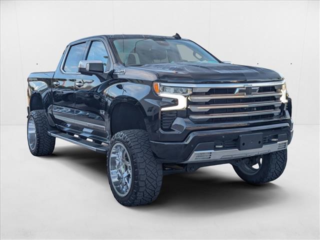 2022 Chevrolet Silverado 1500 High Country photo 3
