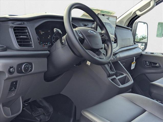 2025 Ford Transit photo 3
