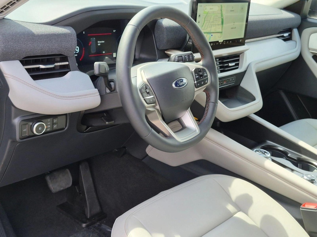 New 2026 Ford Explorer Active w/100A Pkg SUV