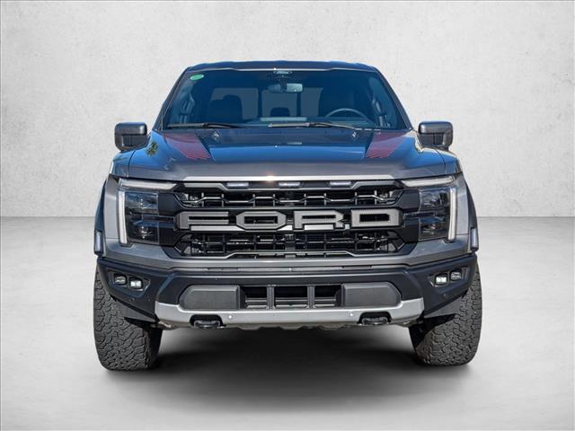 2025 Ford F-150 Raptor photo 2