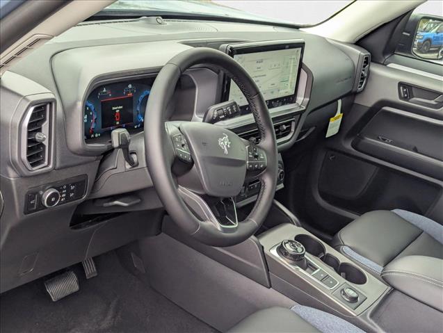 2025 Ford Bronco Sport Outer Banks photo 3