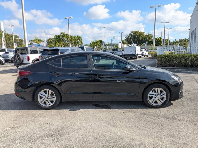 2019 Hyundai Elantra SEL Value Edition Limited photo 2