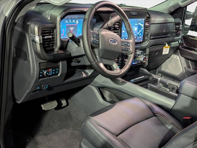 2026 Ford F-250 Lariat photo 3