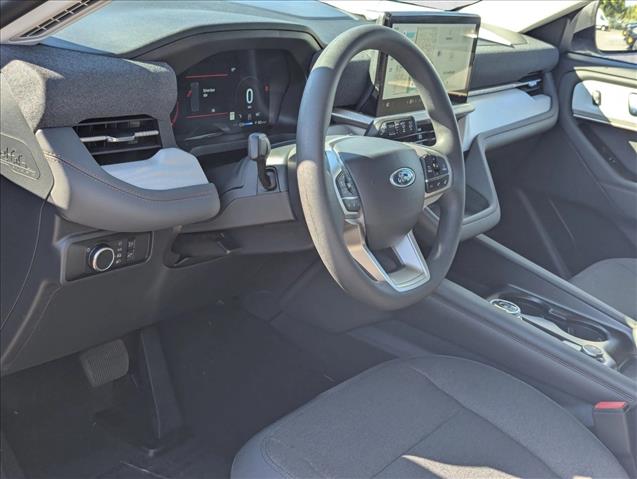 2026 Ford Explorer photo 3