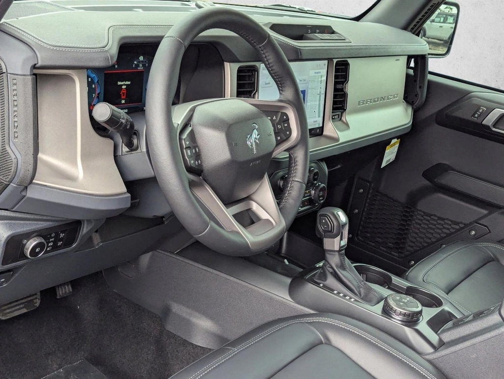 New 2026 Ford Bronco Outer Banks SUV