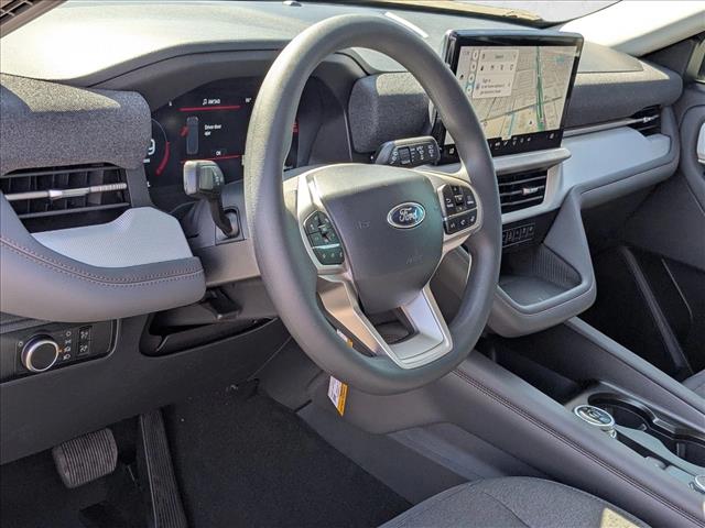 2026 Ford Explorer photo 2