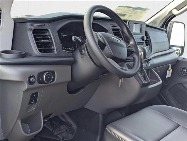 2025 Ford Transit photo 3