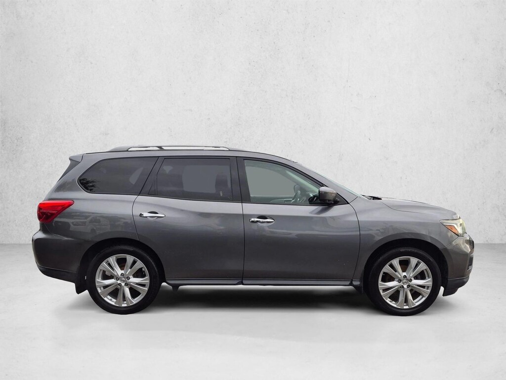Used 2018 Nissan Pathfinder SL SUV