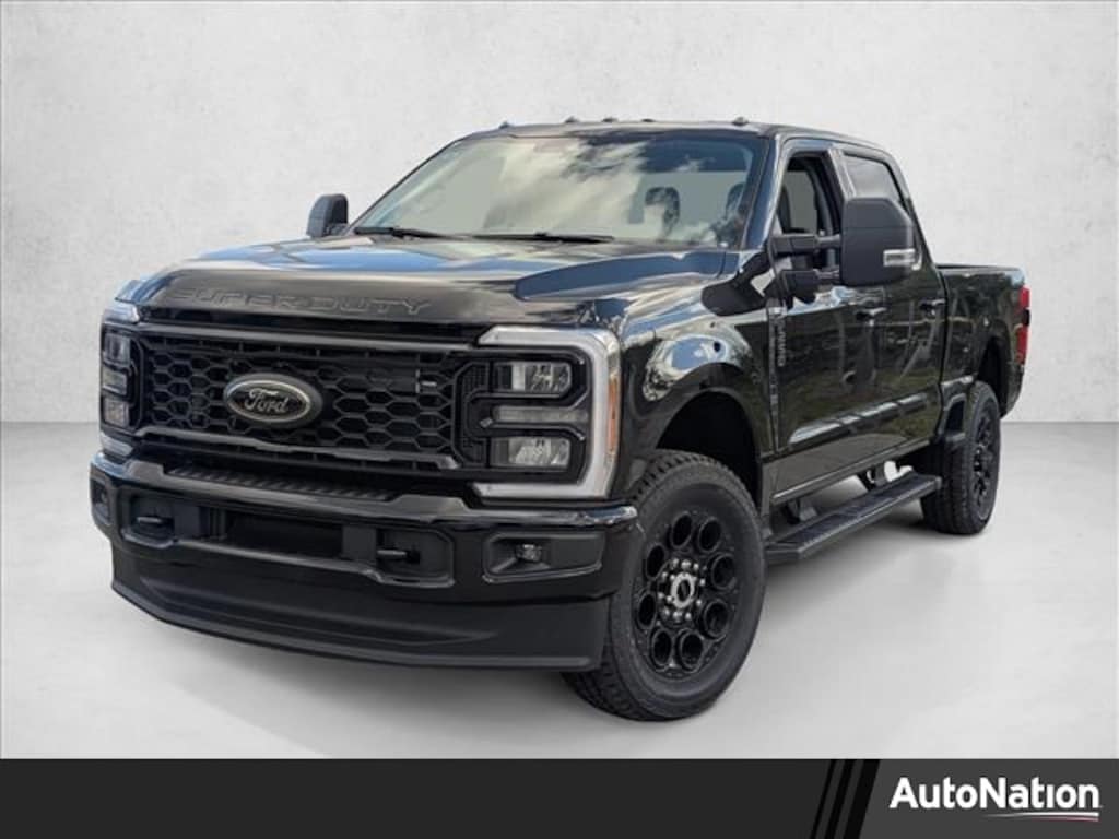 New 2026 Ford F-250 XLT Truck Crew Cab