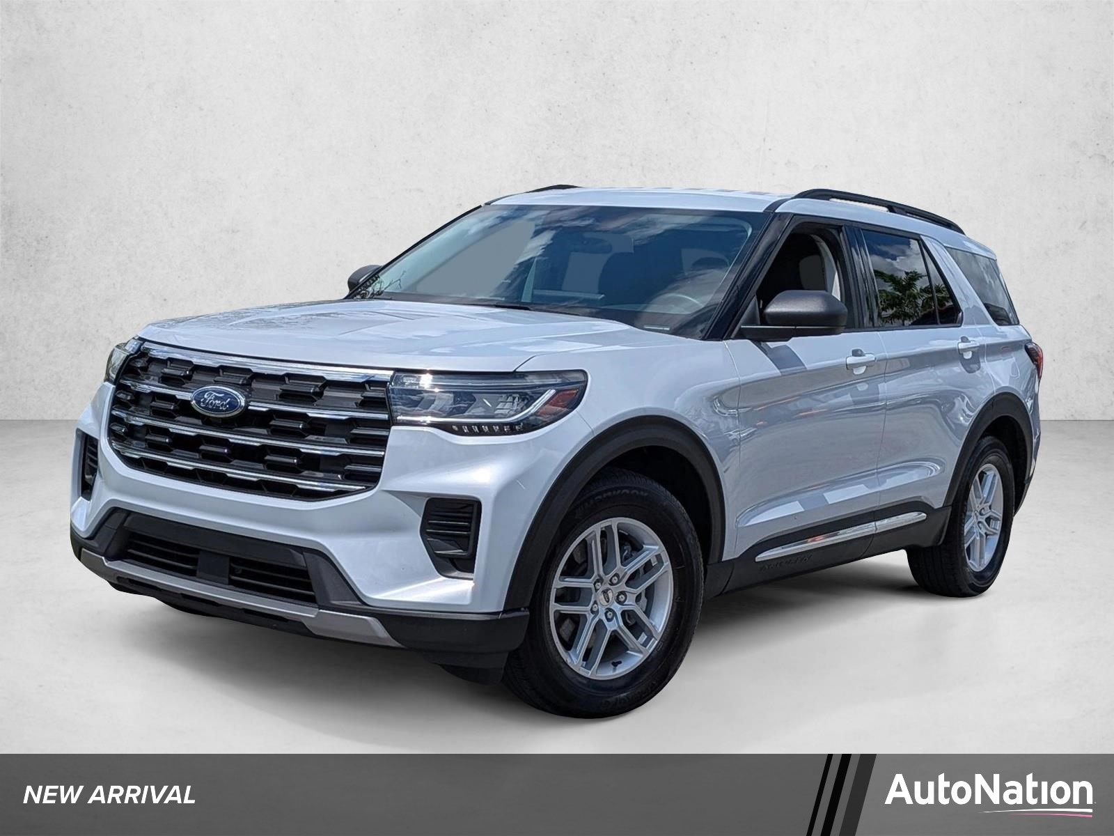 2025 Ford Explorer Active RWD (PL535)'s photo