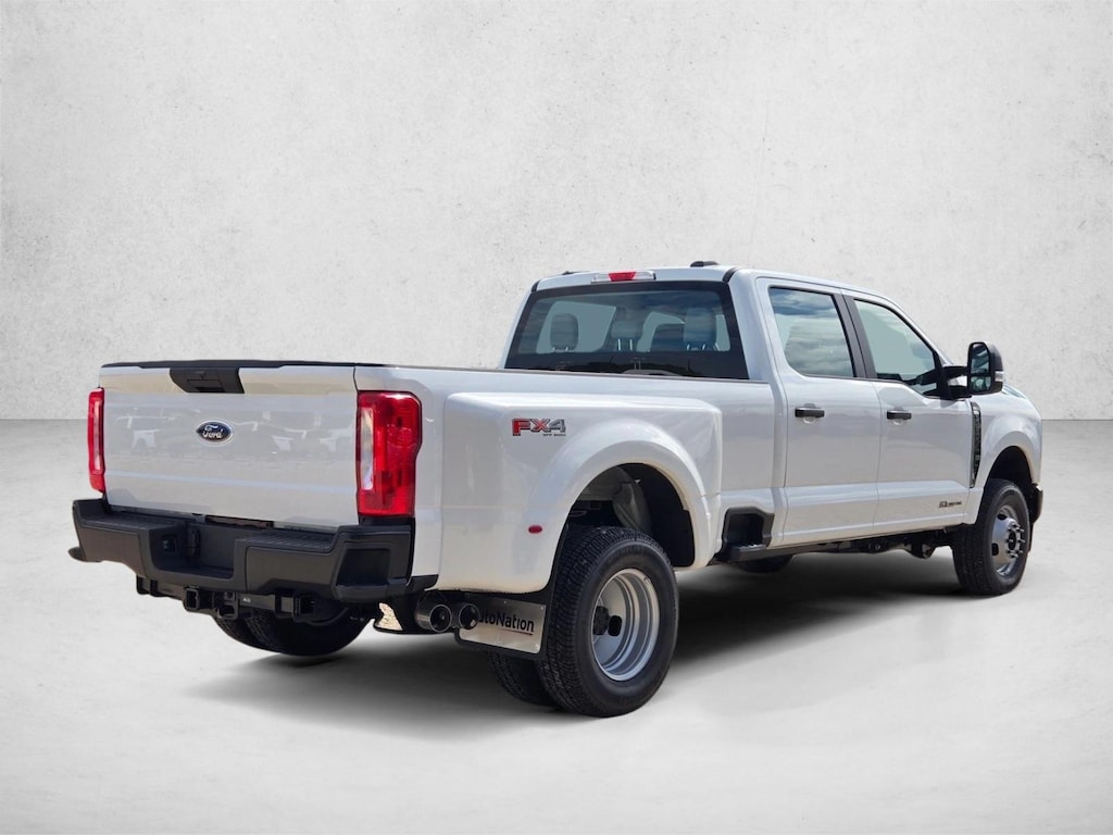 New 2026 Ford F-350 XL Truck Crew Cab
