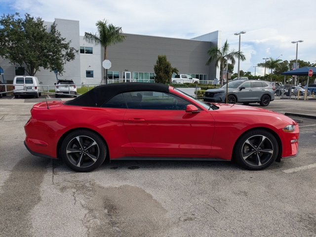 2018 Ford Mustang EcoBoost Convertible photo 4
