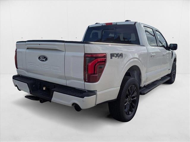 2025 Ford F-150 Lariat photo 2