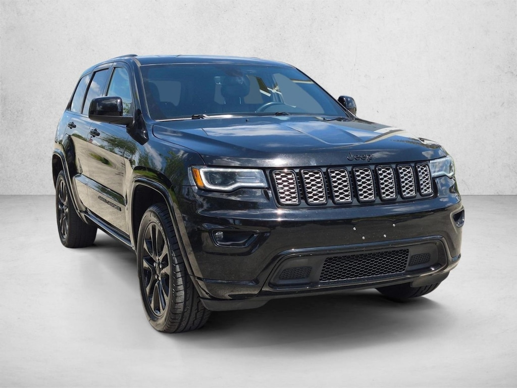 Used 2020 Jeep Grand Cherokee Altitude SUV