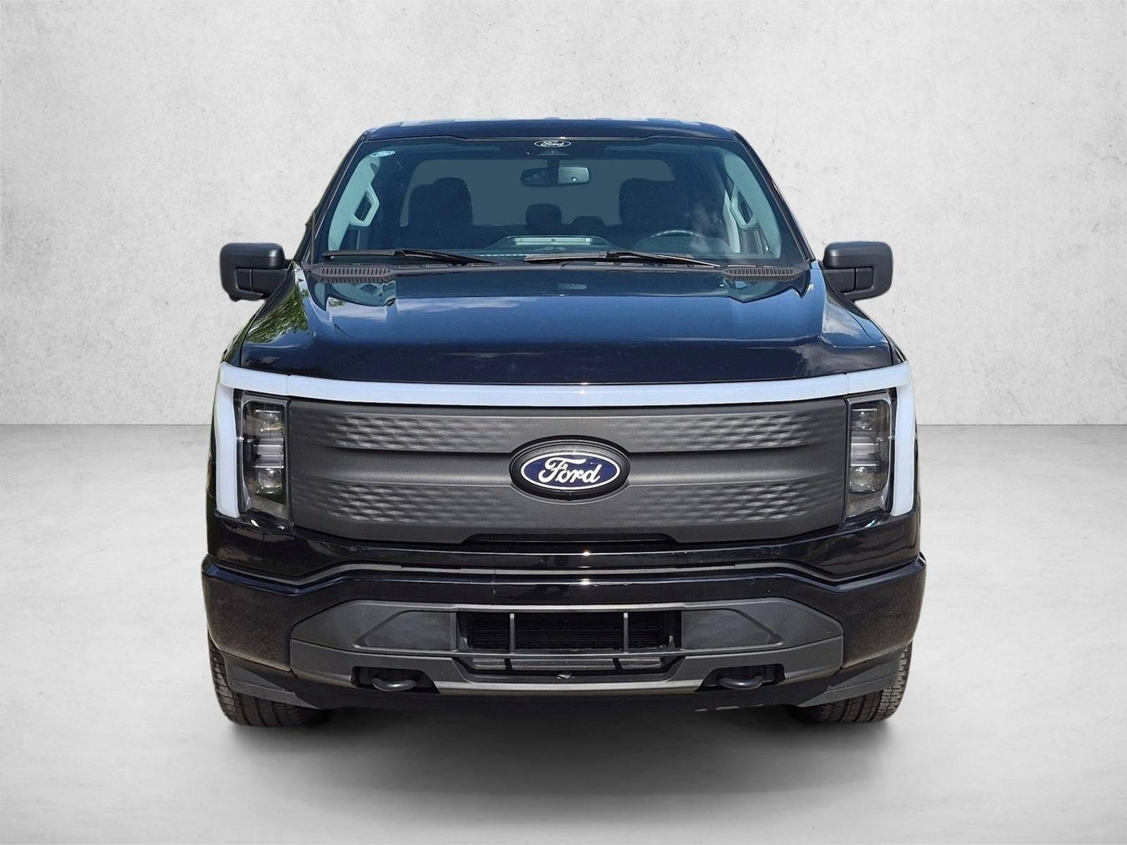 Certified 2025 Ford F-150 Lightning XLT with VIN 1FTVW3LK4SWG10406 for sale in Hialeah, FL