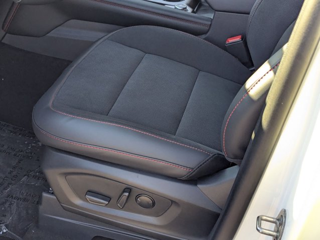 2026 Ford Explorer ST photo 4