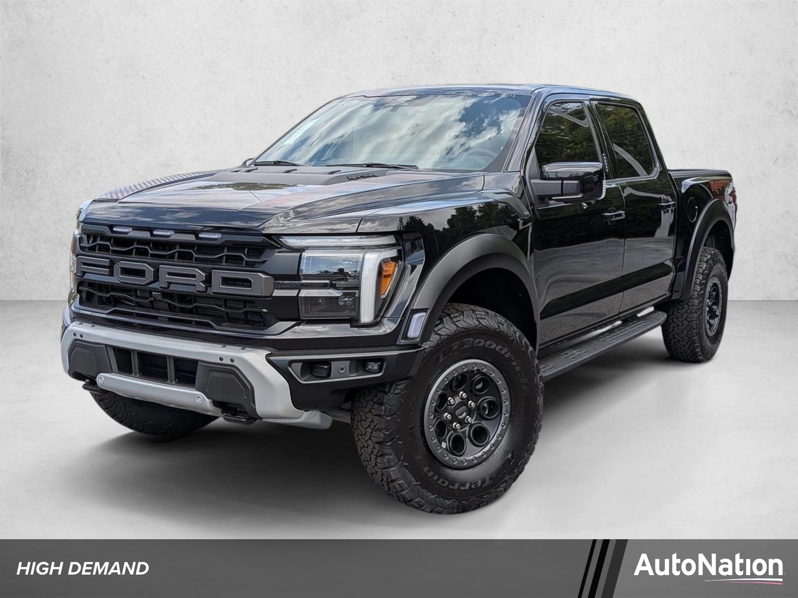 2026 Ford F-150 Raptor 4x4 SuperCrew 5-1/2 Box's photo