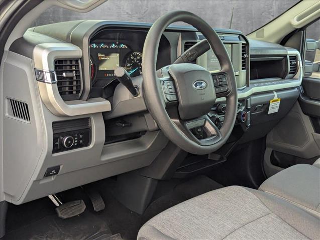 2025 Ford F-250 XL photo 3