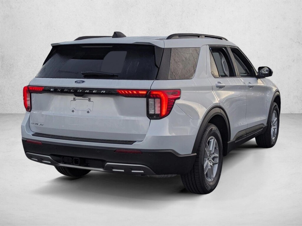 New 2026 Ford Explorer Active w/200A Pkg SUV