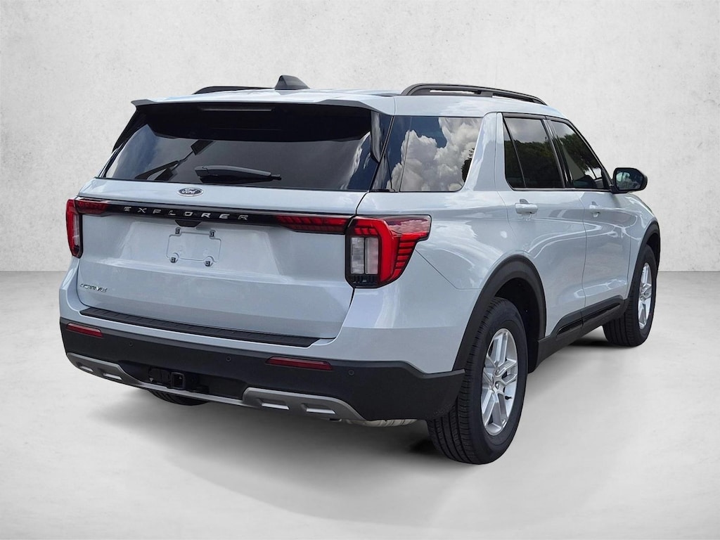 New 2026 Ford Explorer Active w/200A Pkg SUV