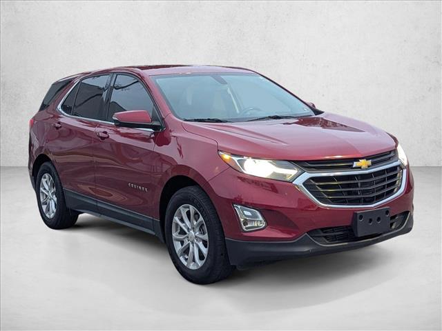 2018 Chevrolet Equinox LT photo 2