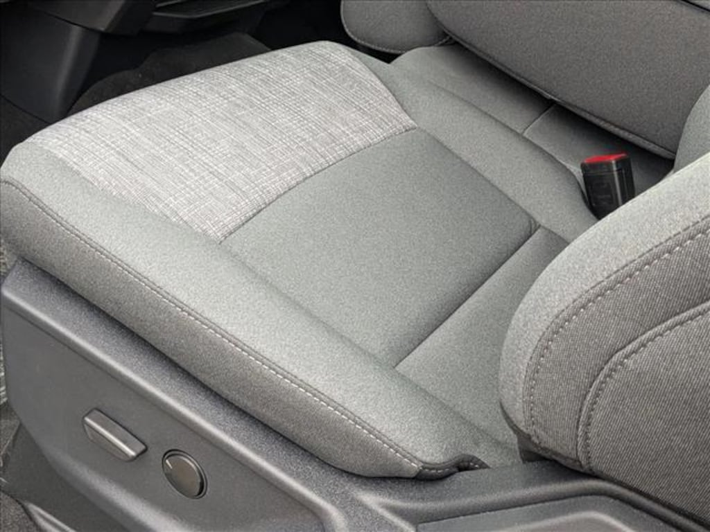 New 2026 Ford F-350 XLT Truck Crew Cab