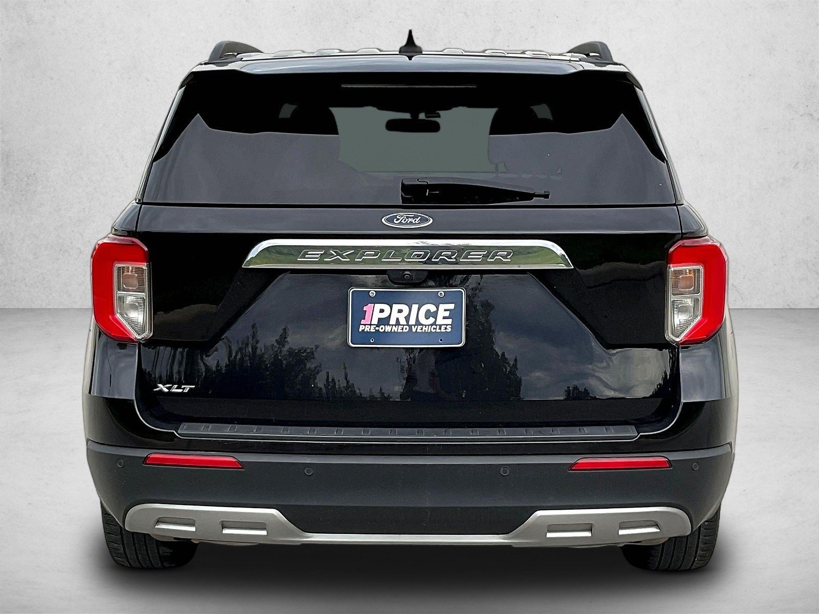 Used 2023 Ford Explorer XLT SUV