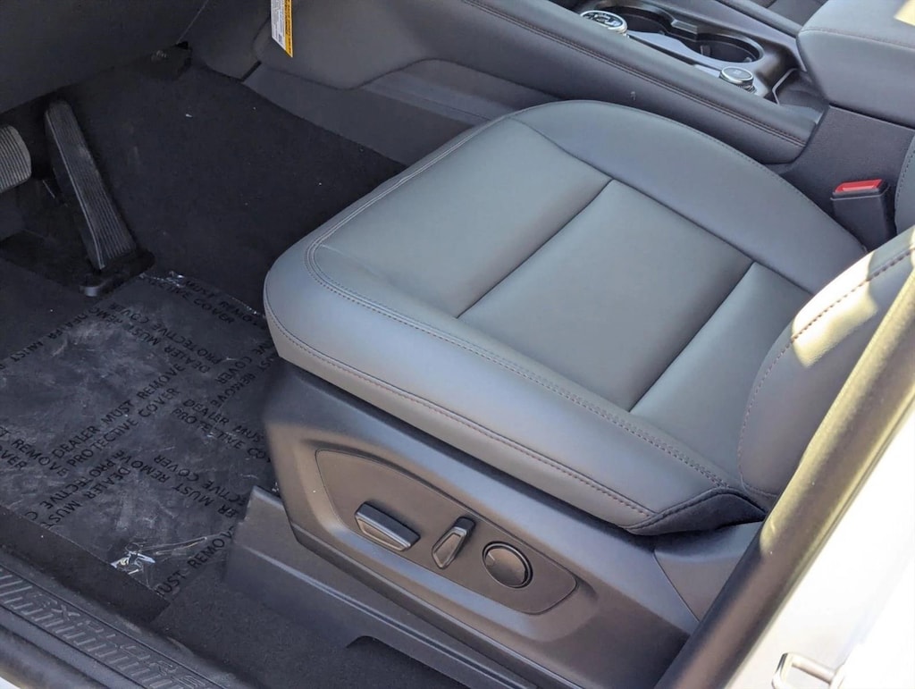 New 2026 Ford Explorer Active w/200A Pkg SUV