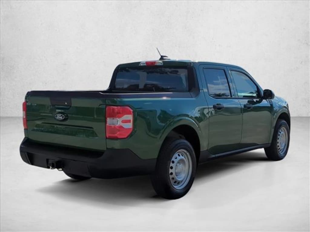 New 2025 Ford Maverick XL Truck SuperCrew