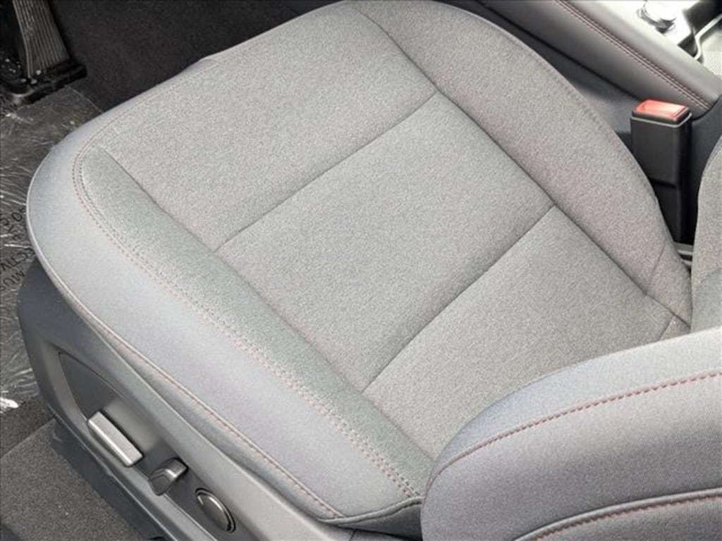 New 2026 Ford Explorer Active w/200A Pkg SUV