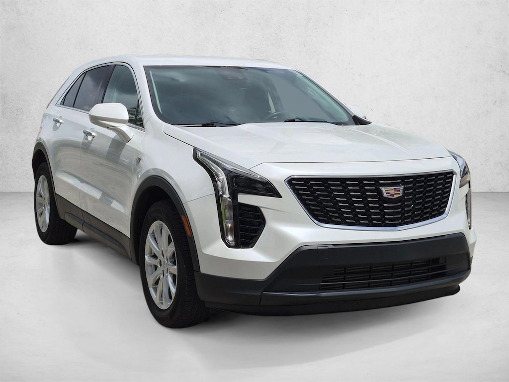 Used 2023 CADILLAC XT4 FWD Luxury SUV