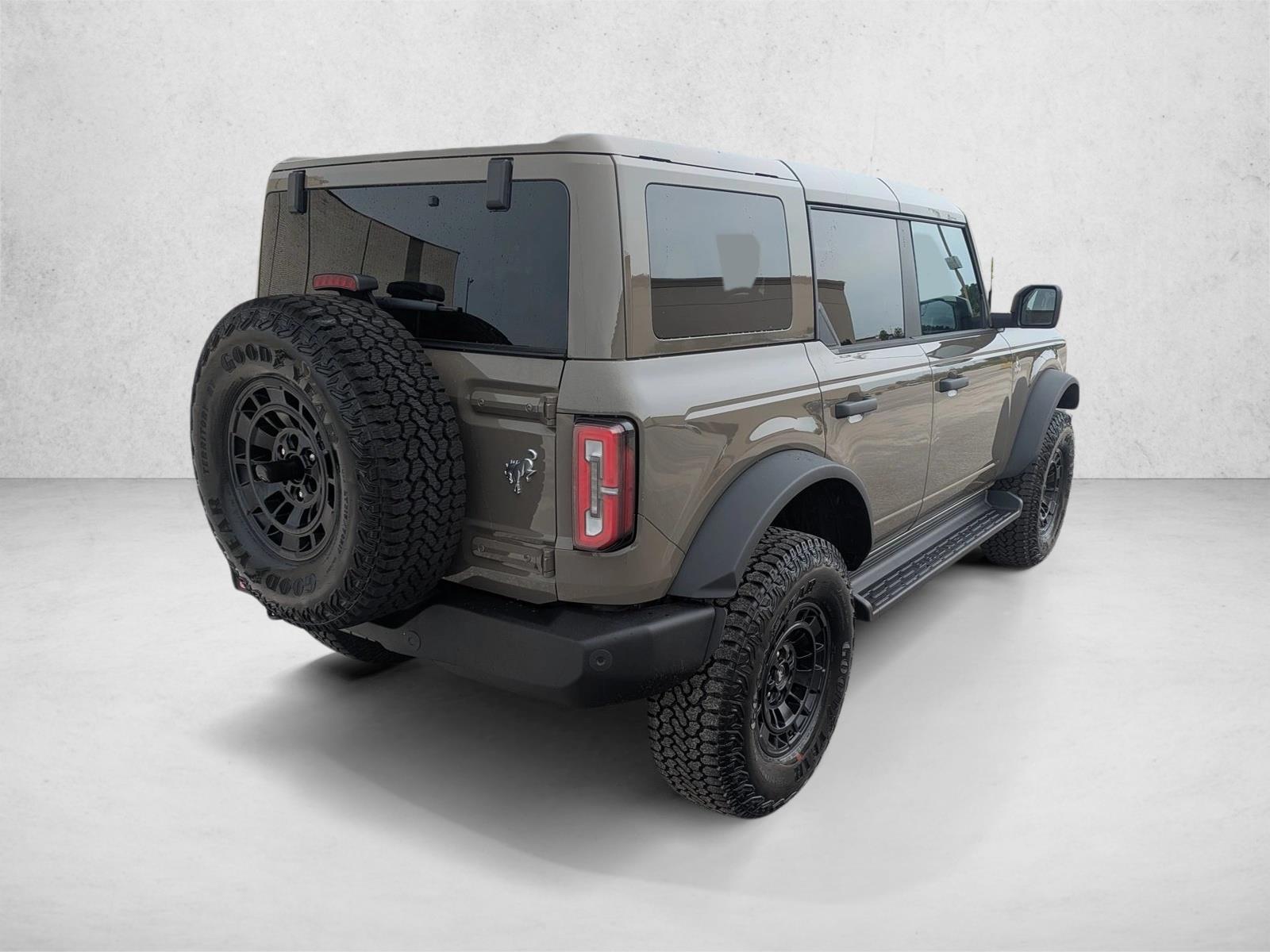 New 2026 Ford Bronco Outer Banks SUV