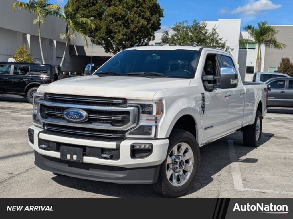 Certified 2022 Ford F-350 Platinum Truck Crew Cab