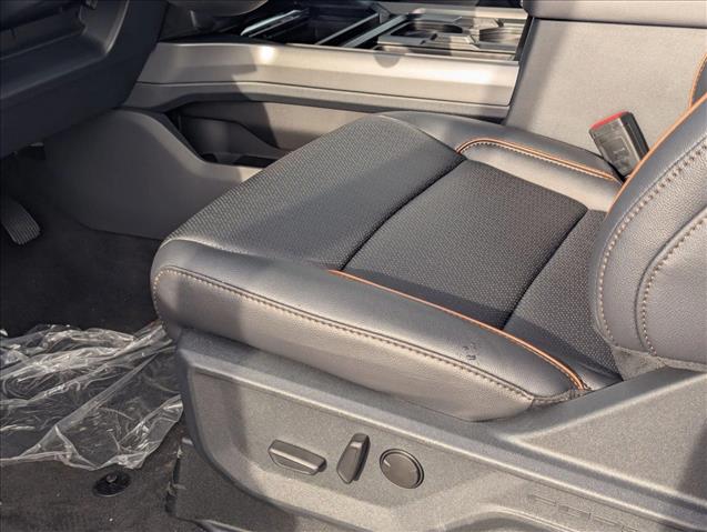 2026 Ford F-250 Lariat photo 4