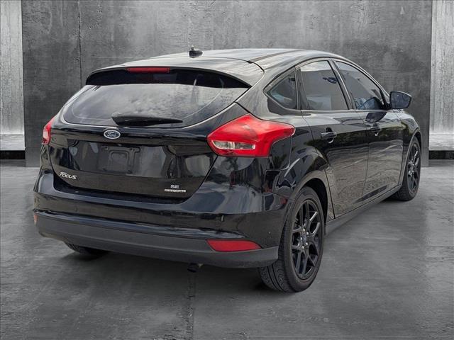 2016 Ford Focus SE photo 3