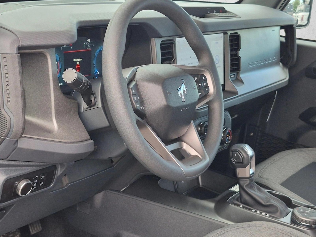 New 2026 Ford Bronco Base SUV