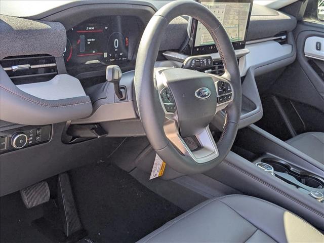 2026 Ford Explorer photo 3